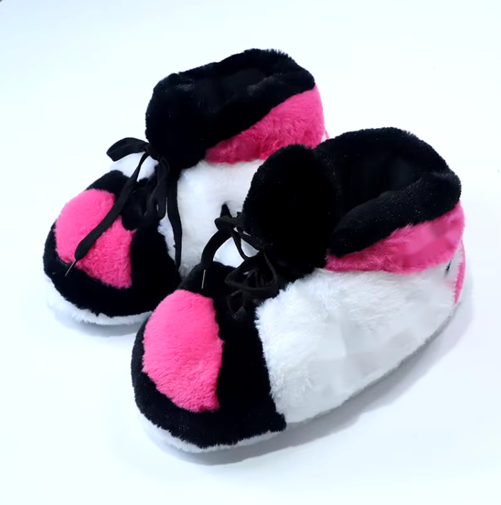 PeluShoes™ Black and Pink